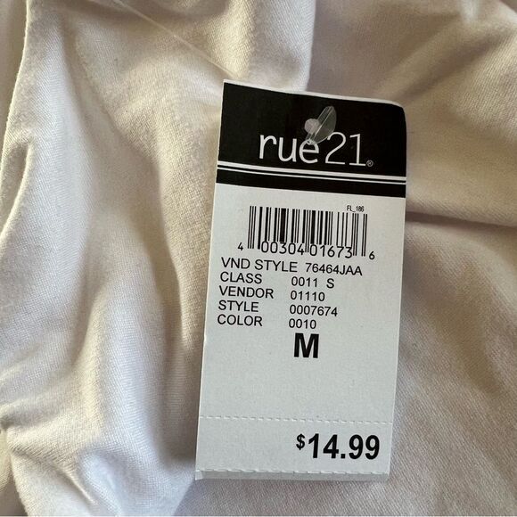 Rue21 Crop Top Womens M White Tank Split Side NWT - Picture 7 of 9